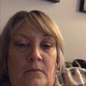 Meet your Posher, Pam